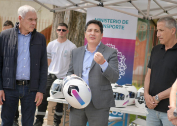El Ministro Marinucci, el Intendente Cagliardi y el Subsecretario Feijoo.