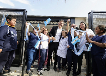 Kicillof inauguró nueva infraestructura en materia educativa y de seguridad