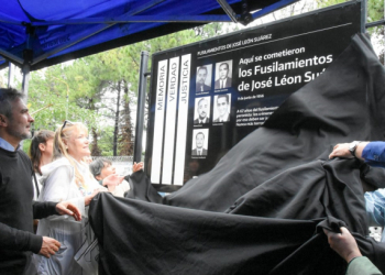 Se señalizó el lugar donde se cometieron los fusilamientos de José León Suárez