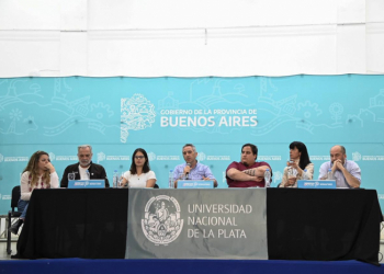 El ministro y otros integrantes del gabinete participaron del panel temático dentro de la jornada “Derecho al Futuro”