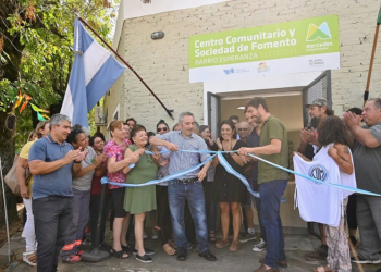 Junto al intendente Ustarroz