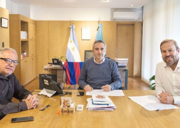 Larroque y Granados firmaron un convenio