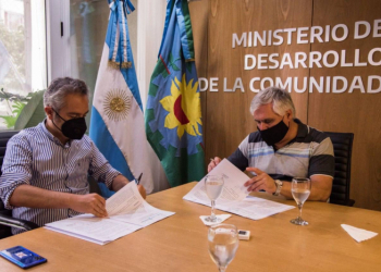 Firmado en La Plata