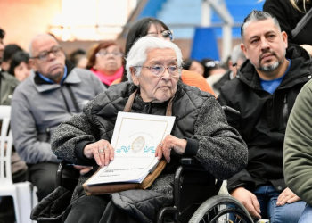 Kicillof y Magario entregaron más de 1.400 escrituras gratuitas