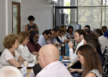 La Provincia propuso a gremios docentes un incremento paritario de 40% a julio, con reapertura en agosto