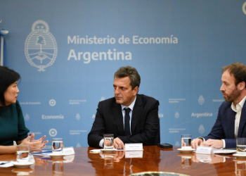 El Programa de mejora de los servicios de provisión de agua potable beneficiará a 700 mil habitantes de 28 municipios de la Prov