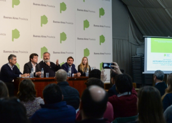 El ministro De la Torre junto a Álvarez de Celis y Sánchez Sorondo.