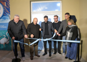 Bianco en inauguración de centro universitario.