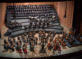 Orquesta y Coro Estables del teatro Argentino