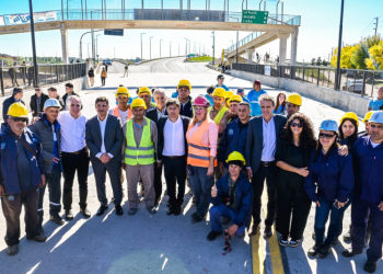 Barrios acompañó a Kicillof y Alak en la inauguración de la nueva bajada de la Autopista Buenos Aires - La Plata