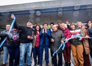 Barrios, Kicillof, Batakis y Mussi inauguraron el Club Social y Deportivo “Estrella del Norte” en el barrio Compal