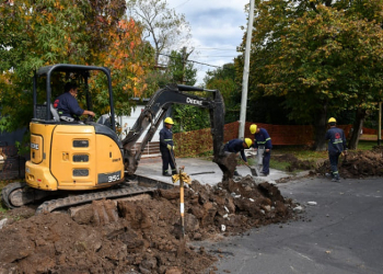 La Plata: avanza el recambio de más de 124.000 metros de cañerías de agua