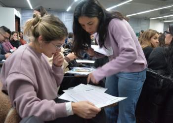 Profesionales de la salud rindieron el examen de ingreso en PBA