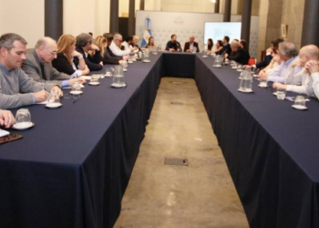 Kreplak se reunió con IOMA, PAMI, obras sociales y prepagas