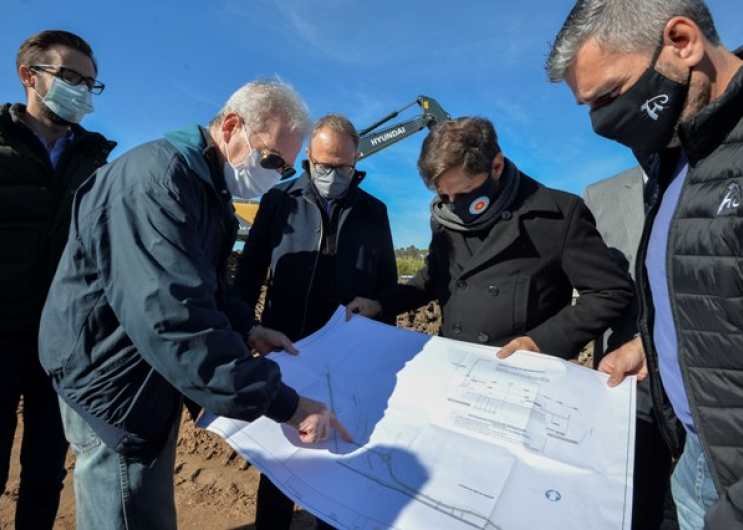 Kicillof recorrió las obras del corredor que conectará Hurlingham y Tres de Febrero