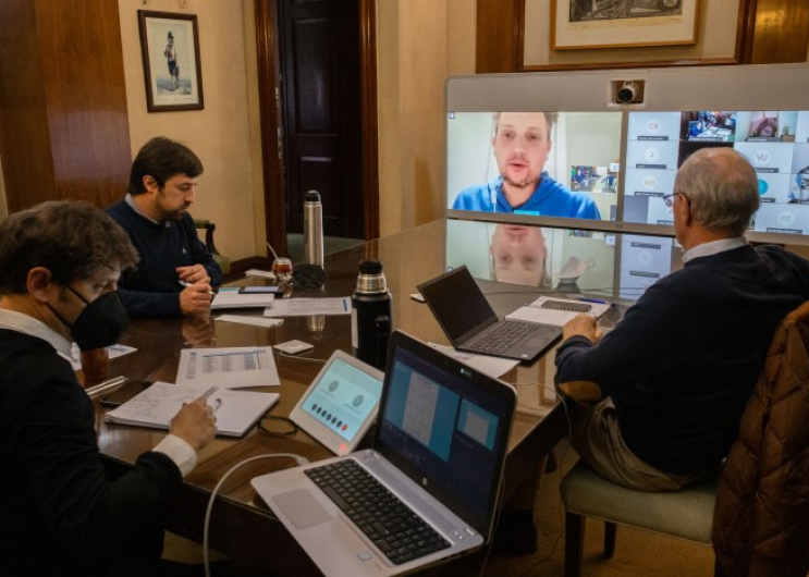 Kicillof encabezó un encuentro con el Comité de Expertos de la Provincia