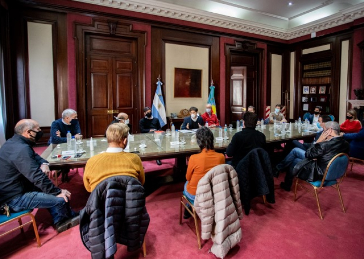 Kicillof se reunió con intendentes de la tercera sección