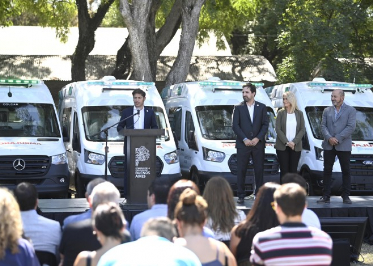 El Gobernador junto a Magario, Kreplak y Secco El Gobernador junto a Magario, Kreplak y Secco