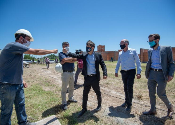 Axel Kicillof inauguró obras en Coronel Pringles