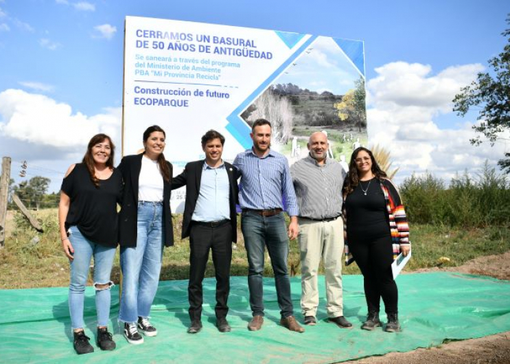 Kicillof anunció el cierre de un basural a cielo abierto en Veinticinco de Mayo