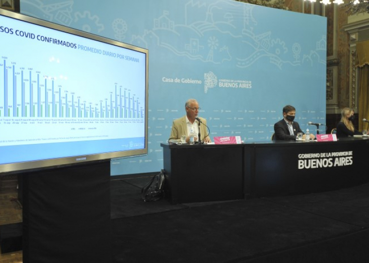 El gobernador actualizó la situación epidemiológica, junto a Gollan y Vila