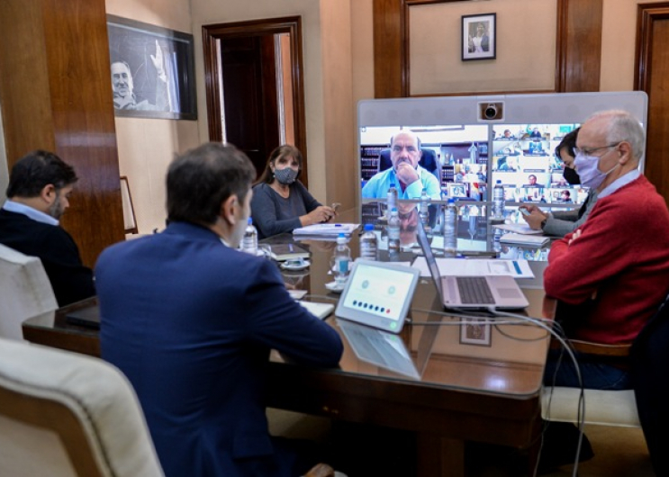 Kicillof se reunió con intendentes de toda la Provincia 