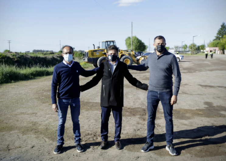 Kicillof recorrió las obras de repavimentación de la ruta 65