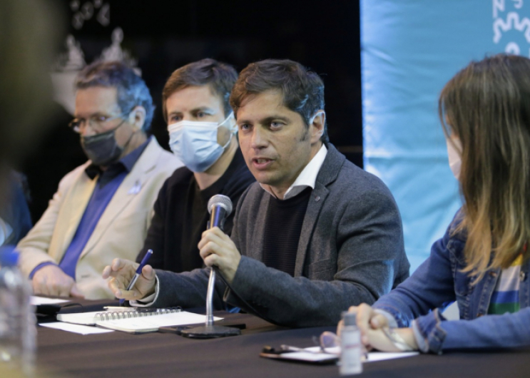 Kicillof se reunió con empresarios del turismo y el espectáculo