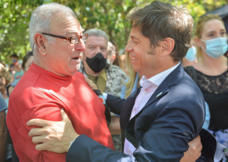 Kicillof encabezó un encuentro con más de 1.500 jubilados y jubiladas en Isidro Casanova