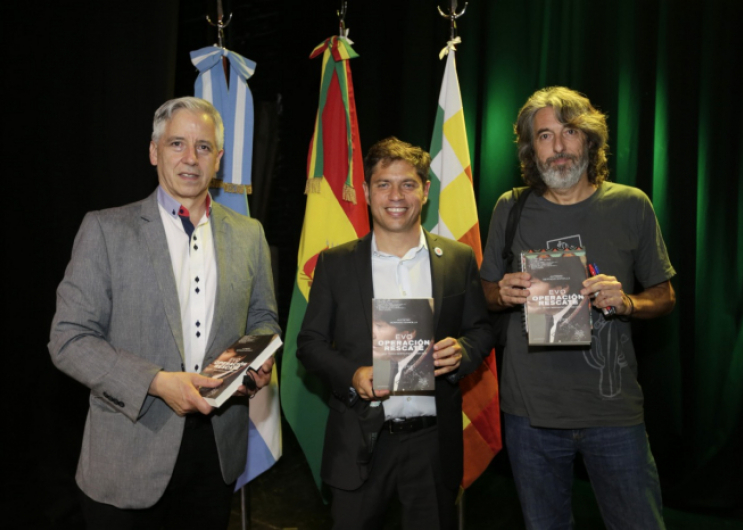 Kicillof participó de la presentación del libro “Evo. Operación Rescate”