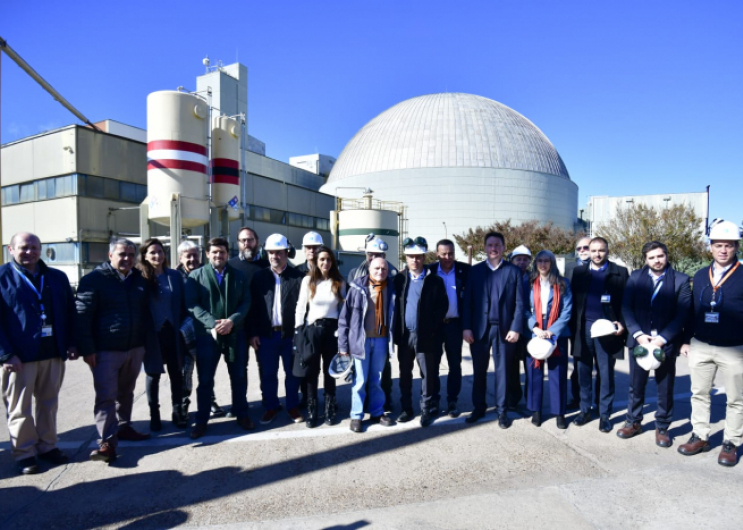 Kicillof recorrió el Complejo Nuclear Atucha