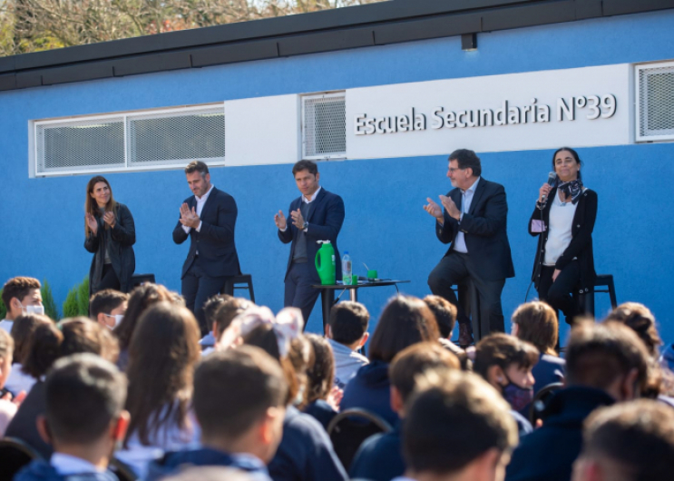 Kicillof encabezó la inauguración de la Escuela Secundaria 39 en Pilar