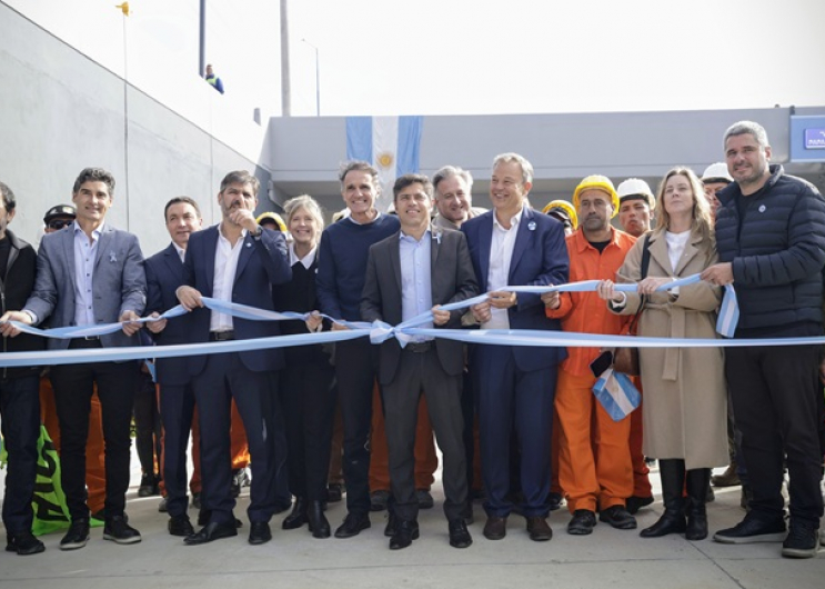 Kicillof inauguró el nuevo viaducto "Papa Francisco" en la Ruta Provincial N°4