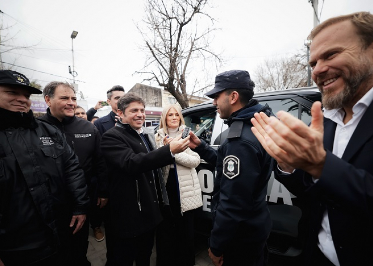 Kicillof entregó nuevos patrulleros para fortalecer la seguridad