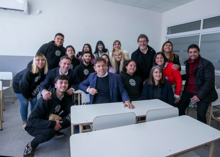 Kicillof: “Nuestra prioridad son los jóvenes porque no son solo el futuro, son el presente de la provincia de Buenos Aires” Kicillof: “Nuestra prioridad son los jóvenes porque no son solo el futuro, son el presente de la provincia de Buenos Aires”