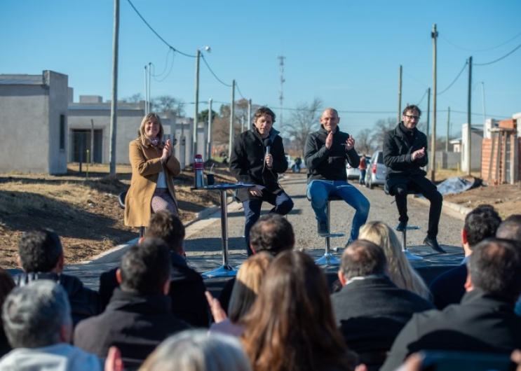 Kicillof presentó el programa de créditos Buenos Aires CREA