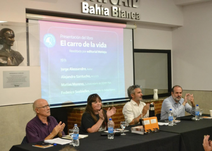 Derechos Humanos presentó el libro “El carro de la vida”