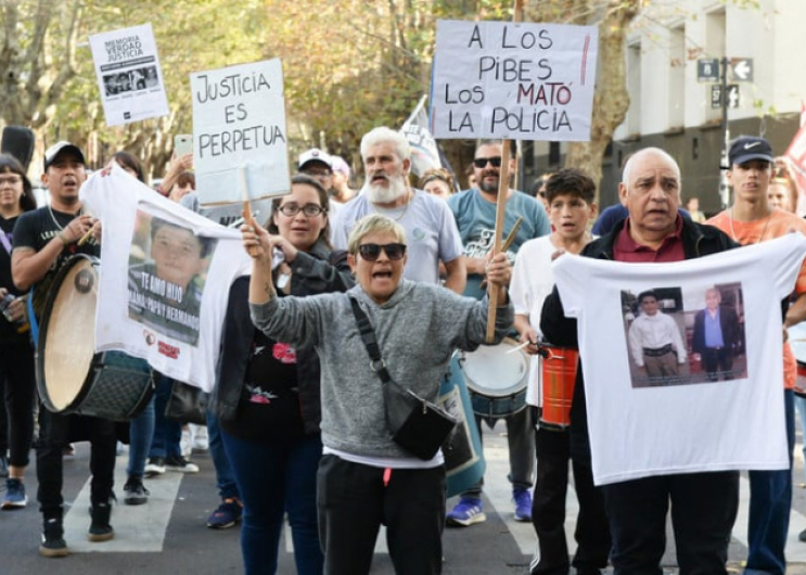 Un jurado popular declaró culpables a los 4 policías juzgados