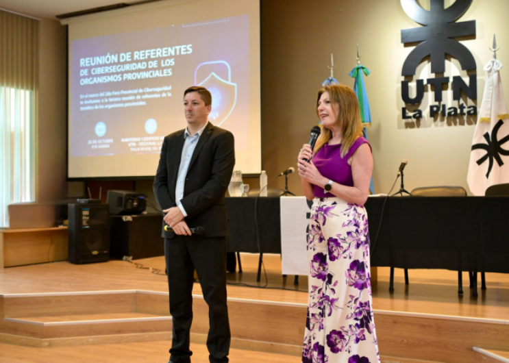 Sandra Dagostino foro ciberseguridad