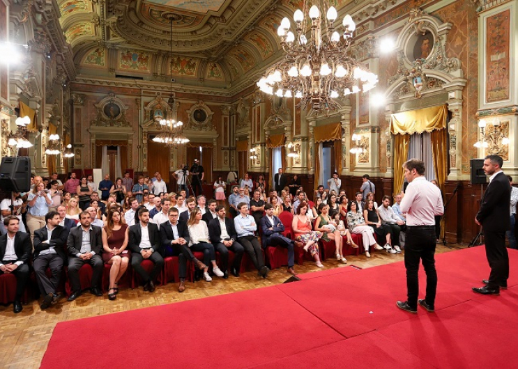 En el Salón Dorado de Gobernación