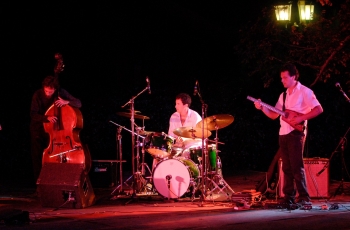 Jazz con Del Hoyo Trio