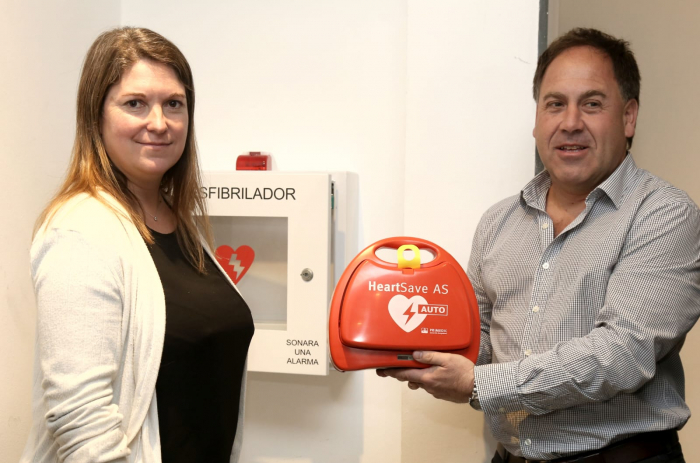 Transporte recibió desfibriladores para eventuales emergencias