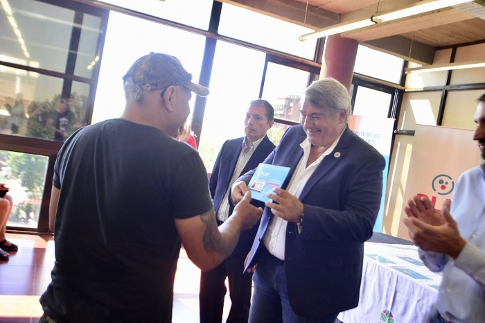 Jorge D'Onofrio y Fernando Gray en la entrega de Pases.