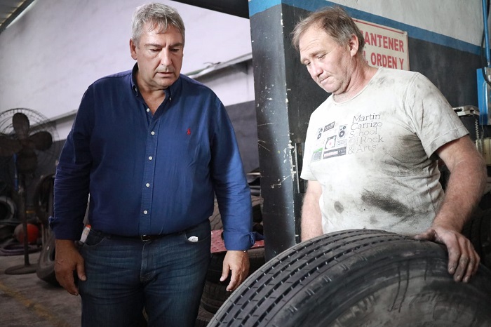 Jorge D'Onofrio recorrió las  instalaciones de Micro Ómnibus General San Martín.