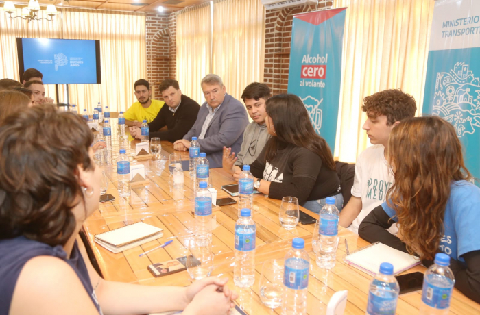 El Boleto Universitario promueve el acceso a la educación de 300 mil estudiantes.