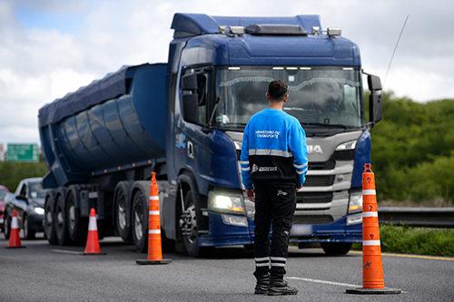 Transporte continúa fortaleciendo la seguridad vial y la profesionalización.